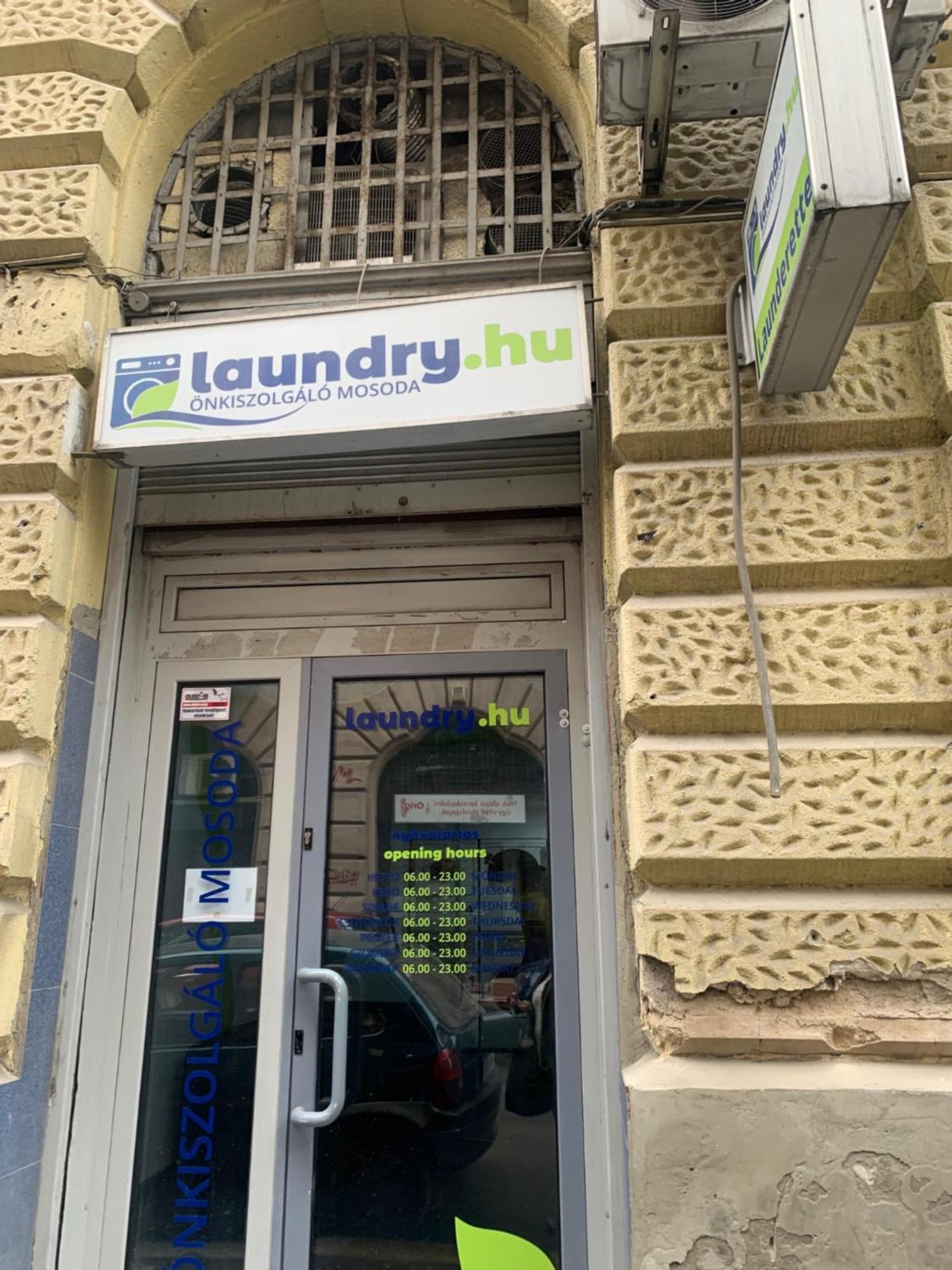 Small Cosy Apartment Near The Famous Westend City Center Budapest Exteriör bild