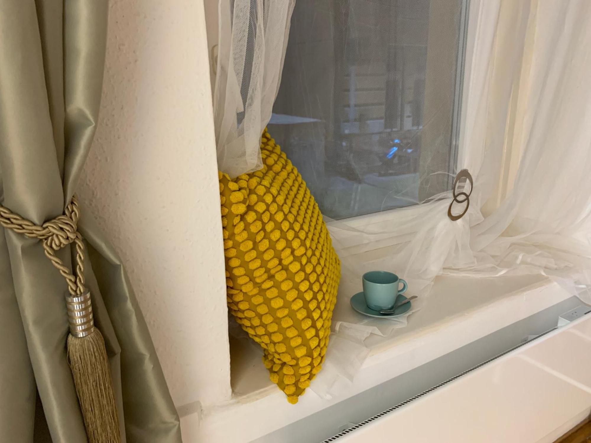 Small Cosy Apartment Near The Famous Westend City Center Budapest Exteriör bild